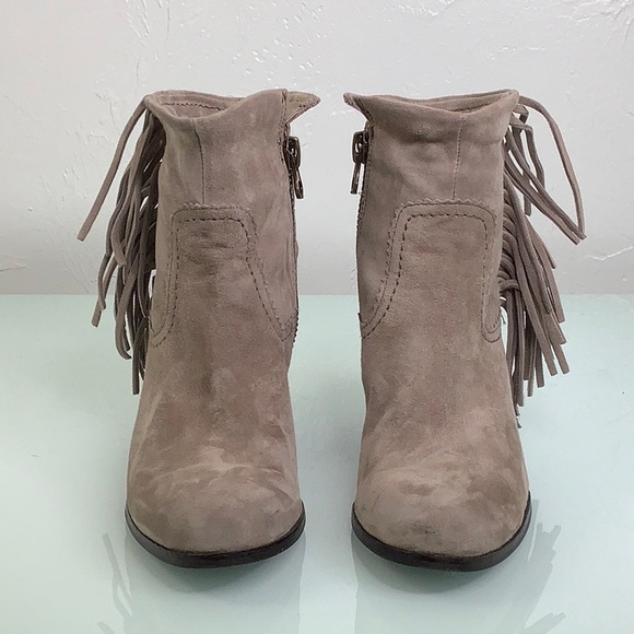 Sam Edelman light grey Suede Fringes Louie Ankle Boots booties size 8.5 EUC - Picture 5 of 16